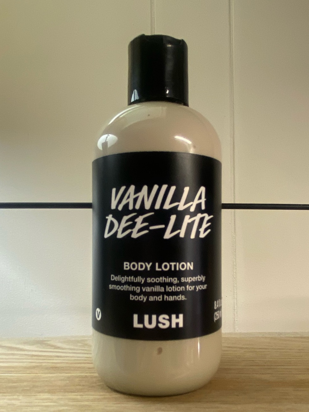 Lush Vanilla Dee Lite Body Lotion 8.4 oz/250 ml